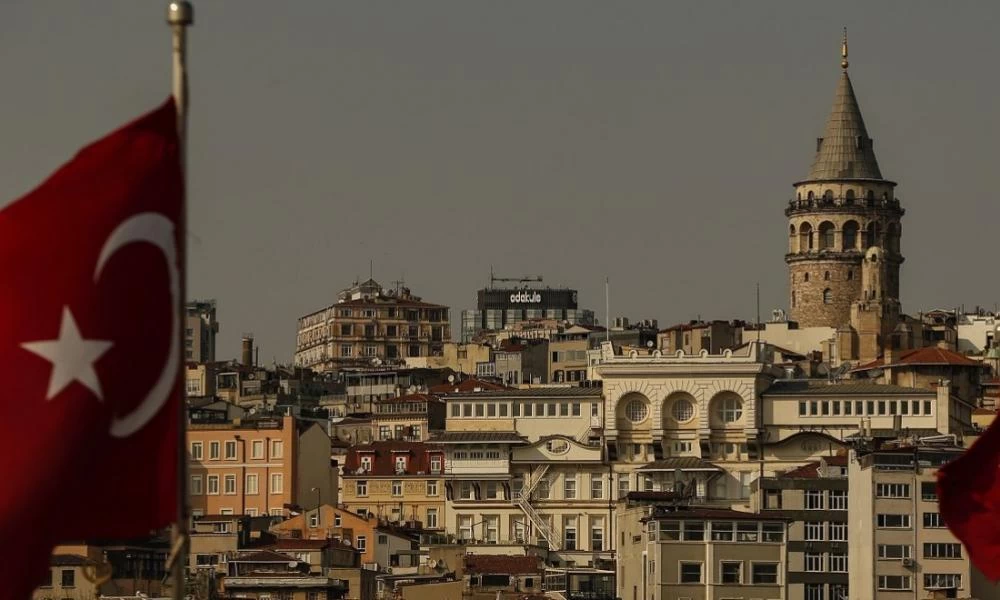 Τουρκικός κολοσσός μπαίνει στη Hitachi-Εξαπλώνεται η Άγκυρα